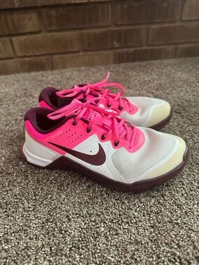 Nike Metcon 2 Pink Blast Cross Training Shoes Size 7 Sporty Athletic